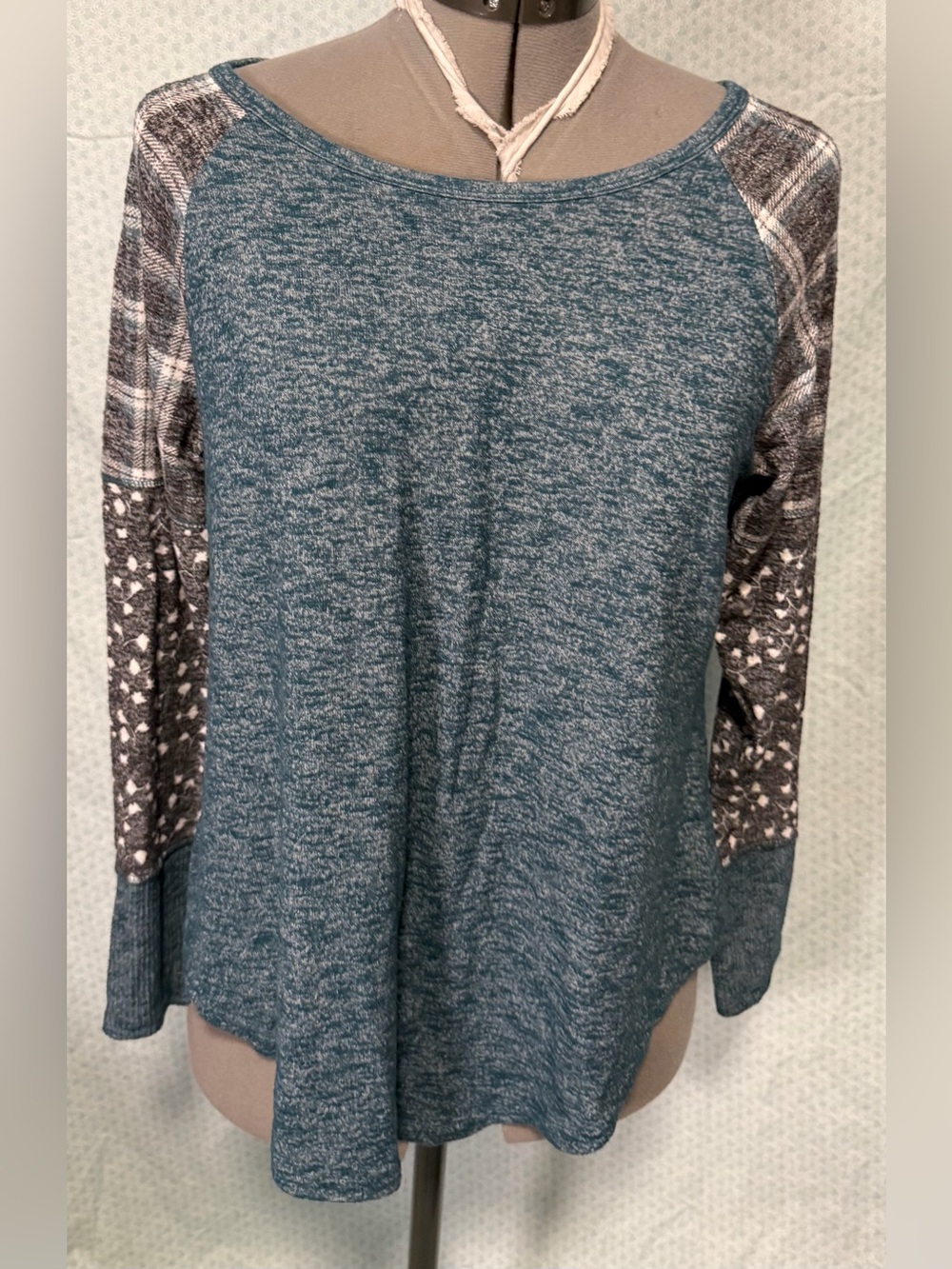 Cato Teal and Gray Mixed-Print Raglan Pullover